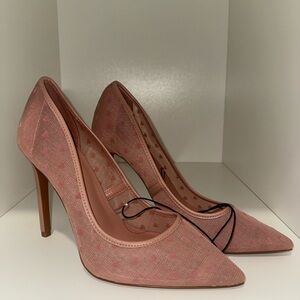 Aldo Valentines Day Pink Nude Mesh Heart Heels